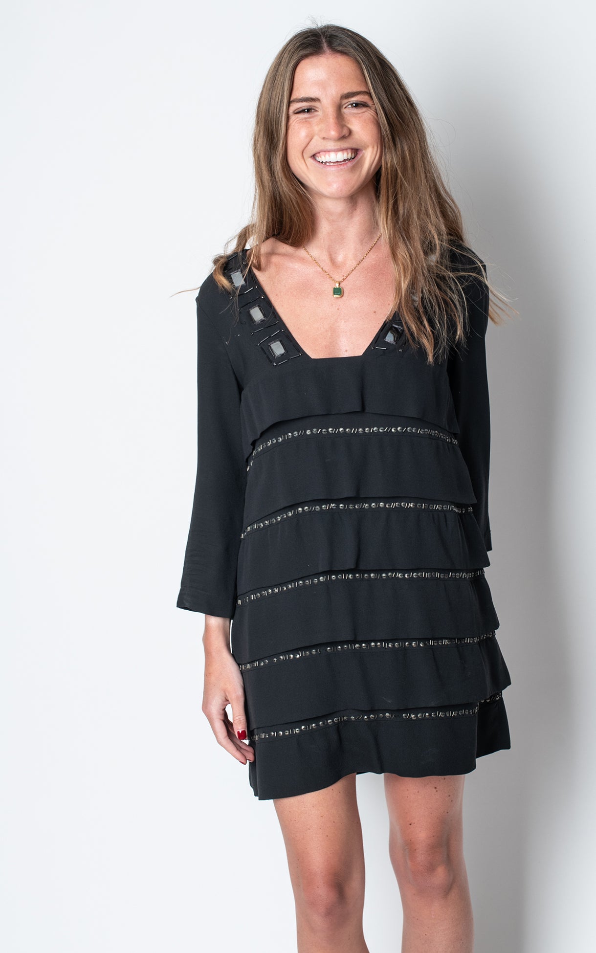 Vestido negro con abalorios