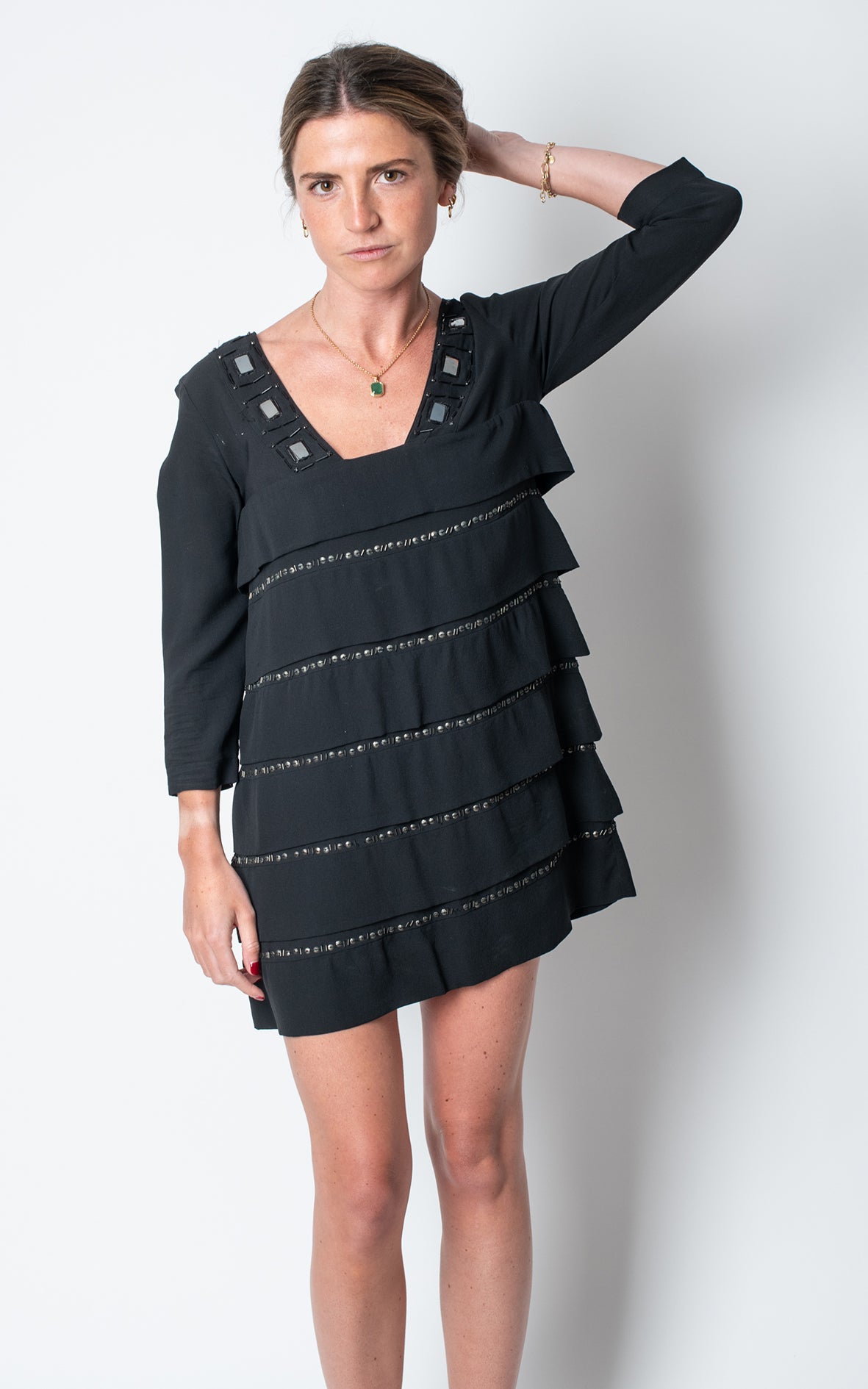 Vestido negro con abalorios