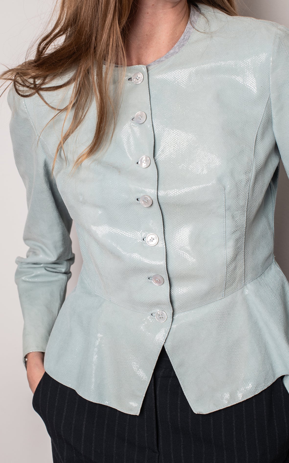 Blazer de piel azul