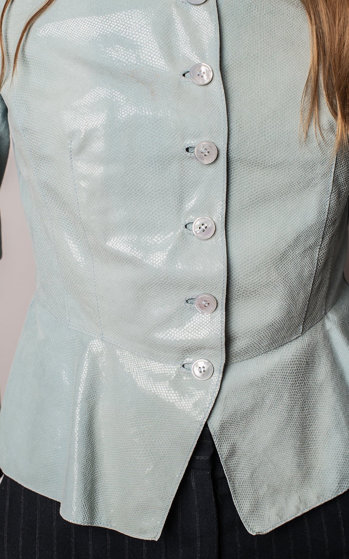 Blazer de piel azul