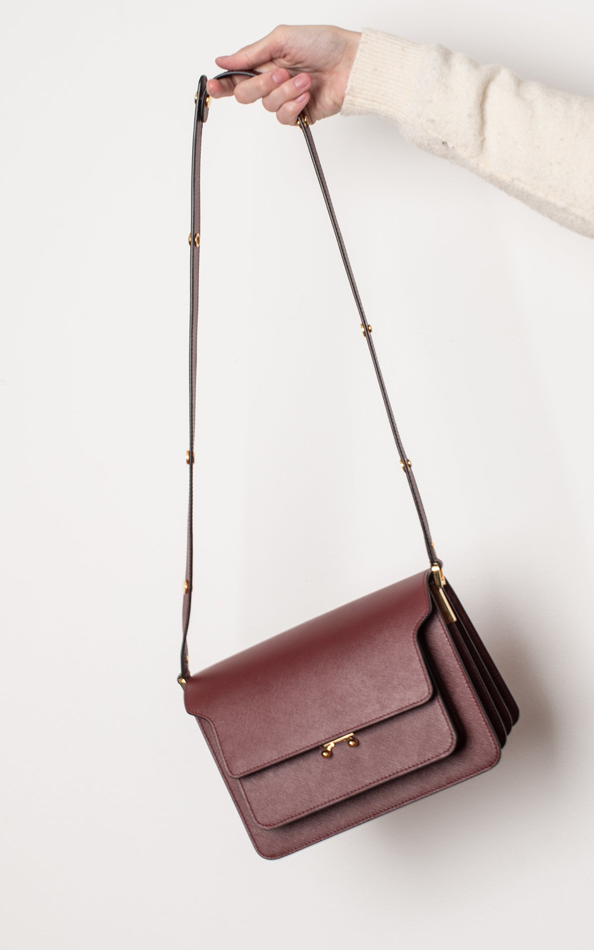 Bolso trunk granate
