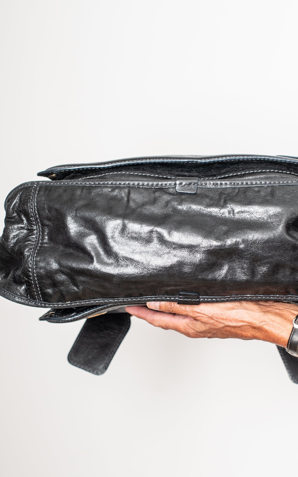 Bolso bay piel negra