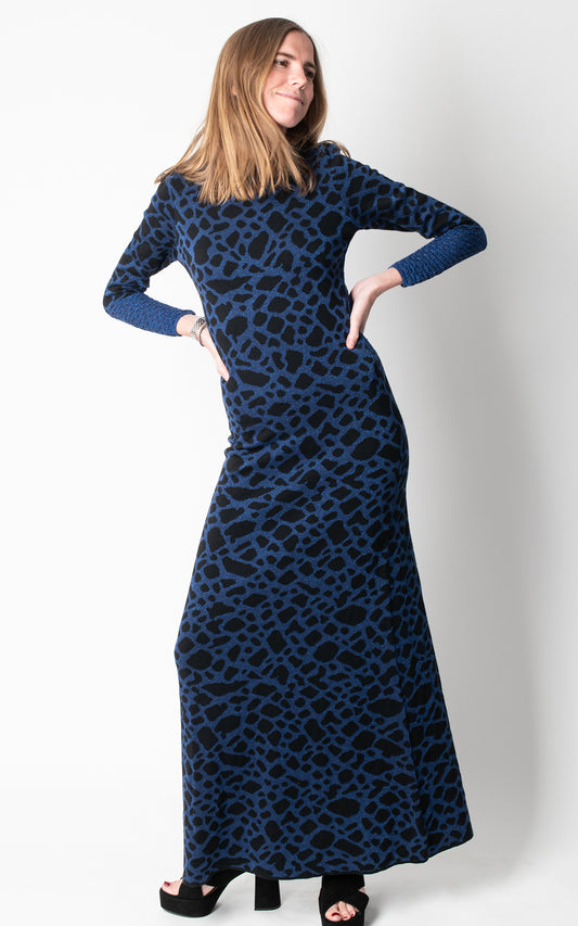 Vestido azul y negro manga larga