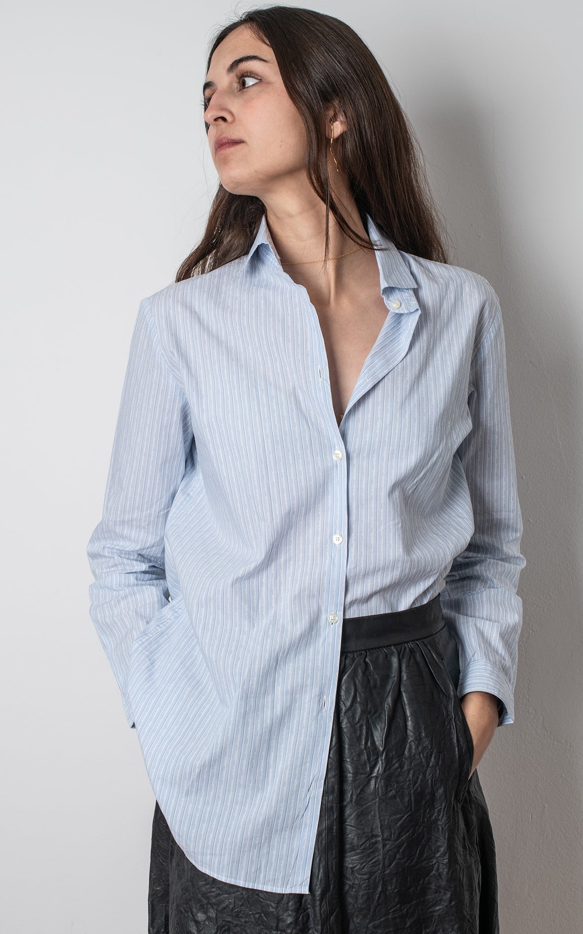 Camisa azul rayas