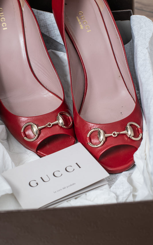 Zapatos rojos horsebit
