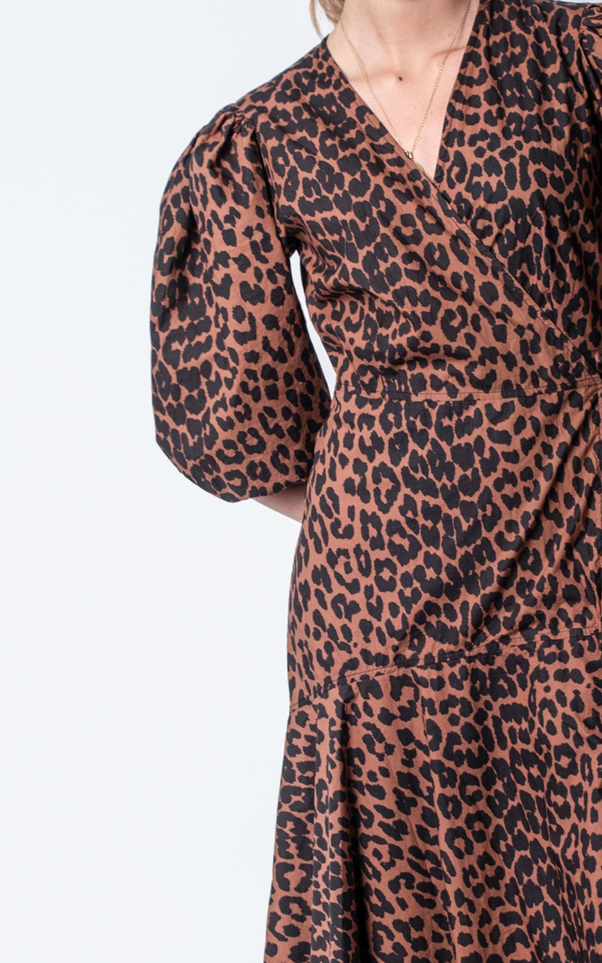 Vestido animal print oscuro