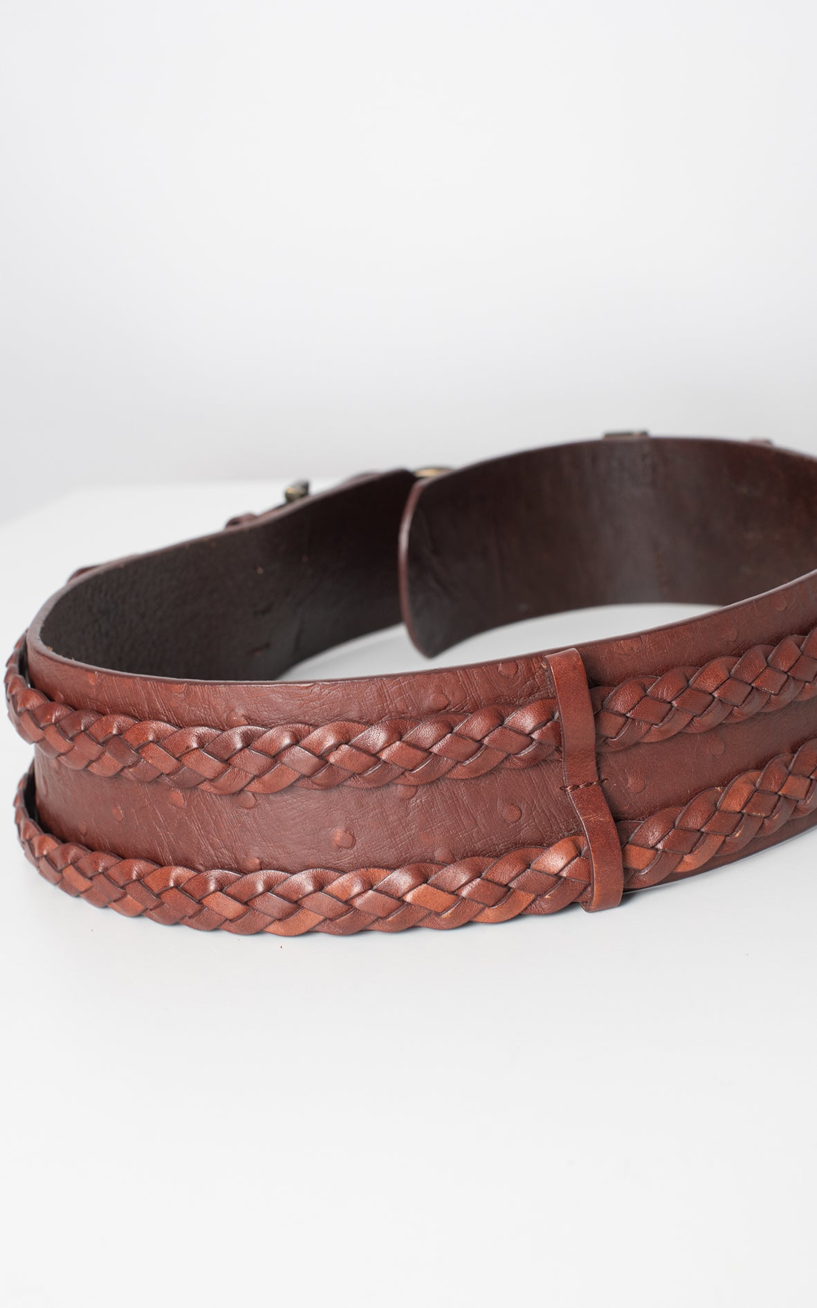 Cinturón de piel marron trenzado
