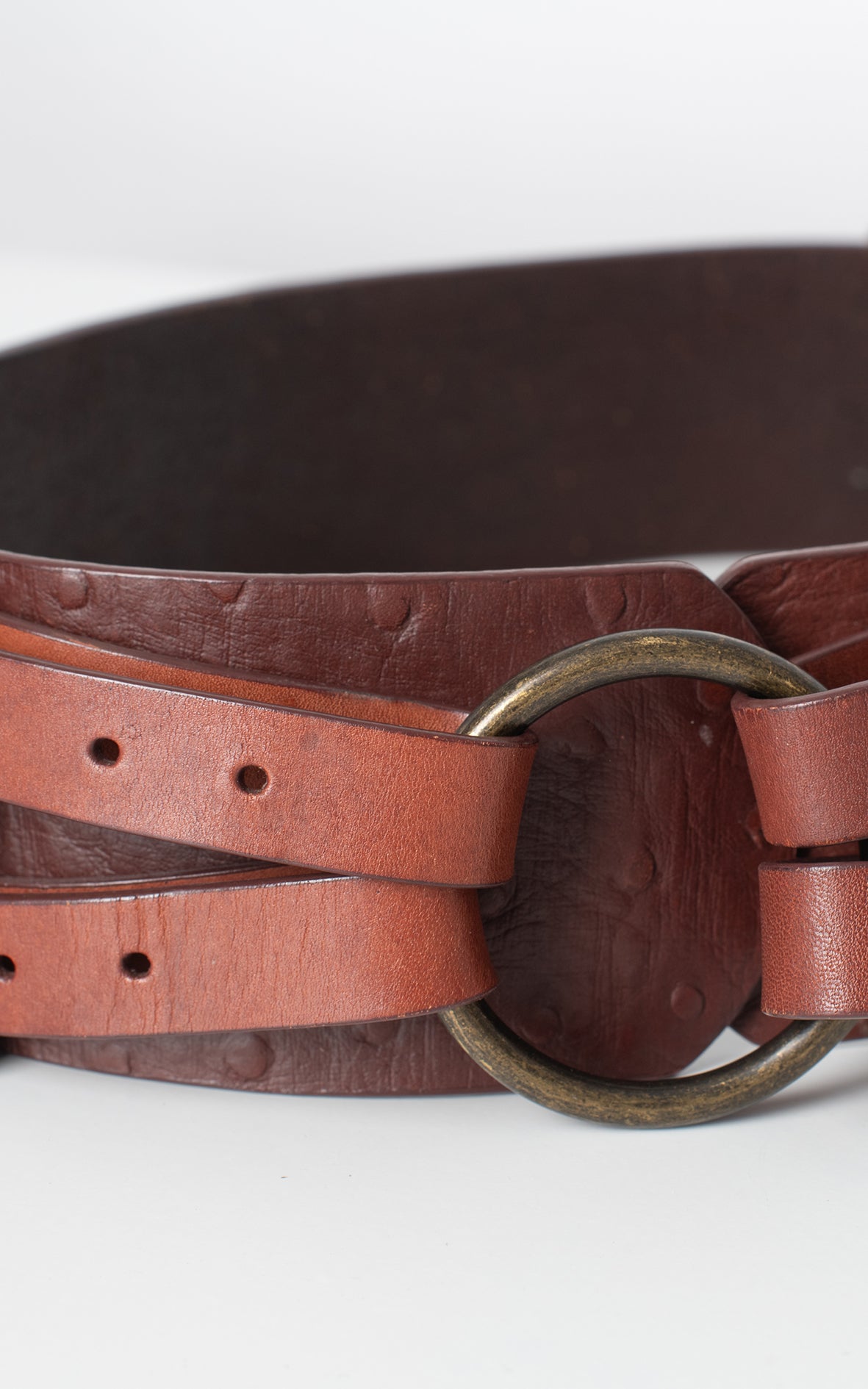 Cinturón de piel marron trenzado