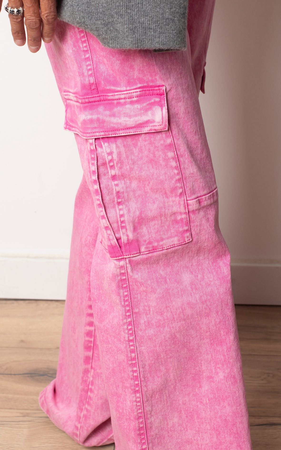 Pantalones cargo rosa