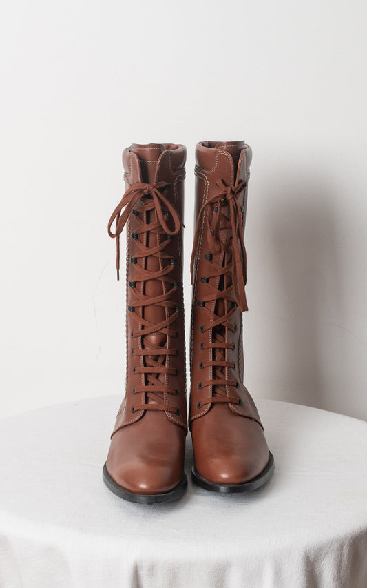 Botas altas de cordones