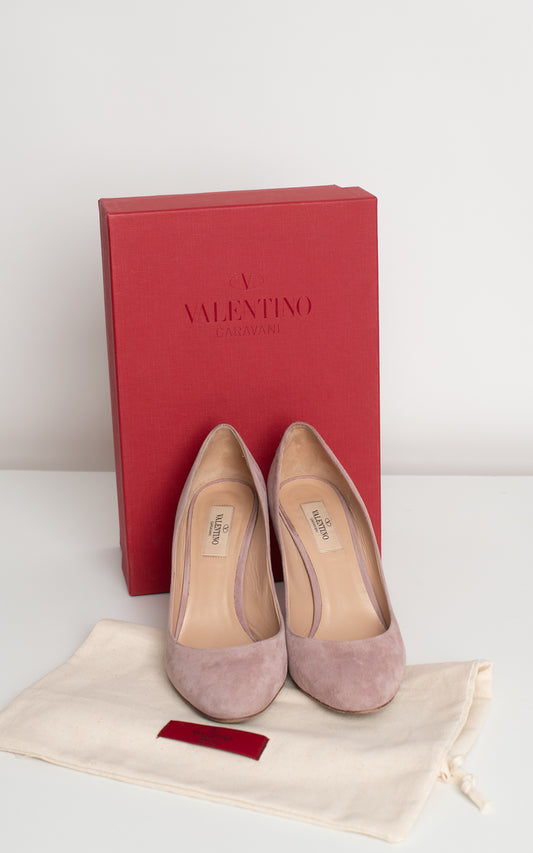 Tacones ante Valentino Garavani