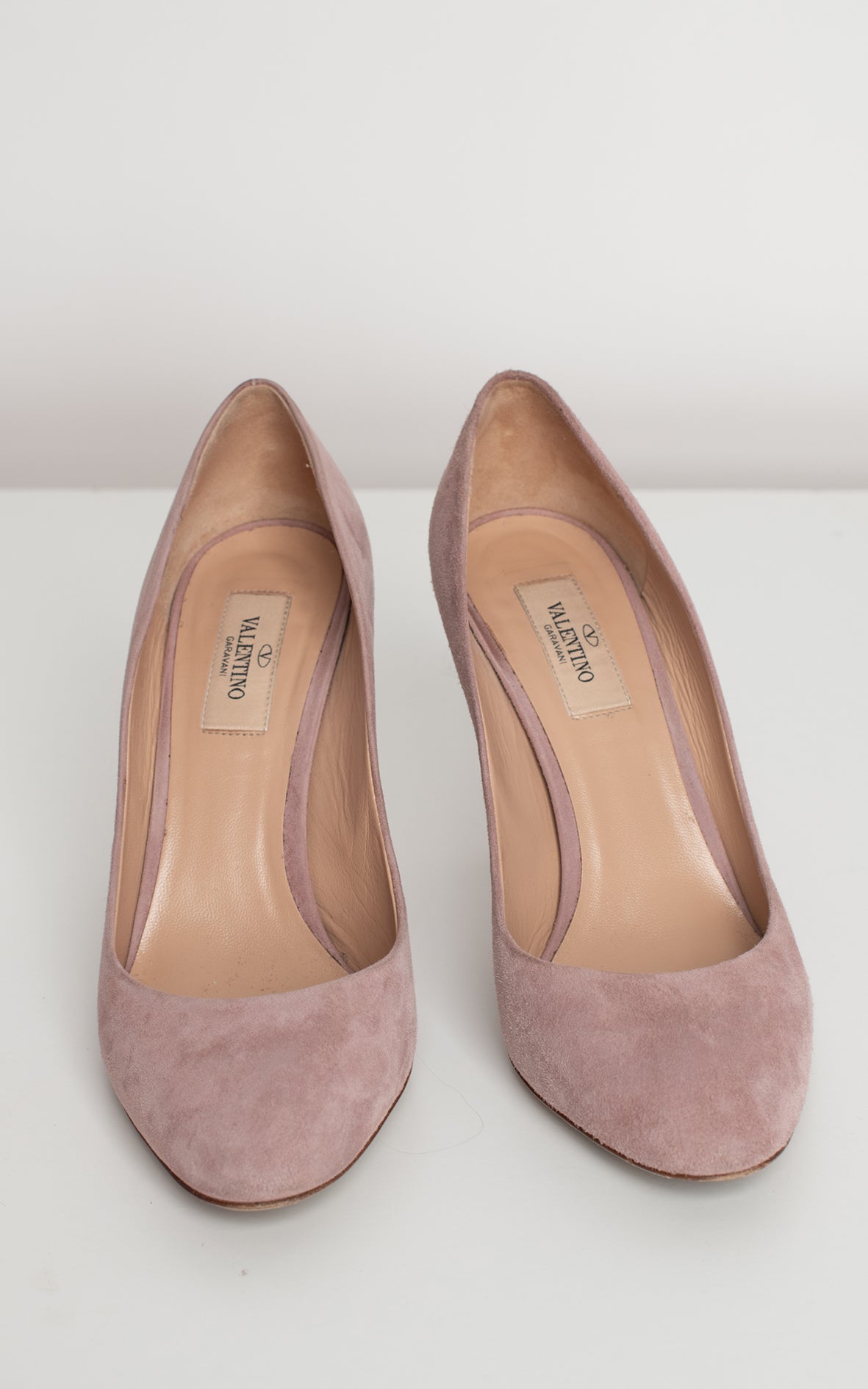 Tacones ante Valentino Garavani
