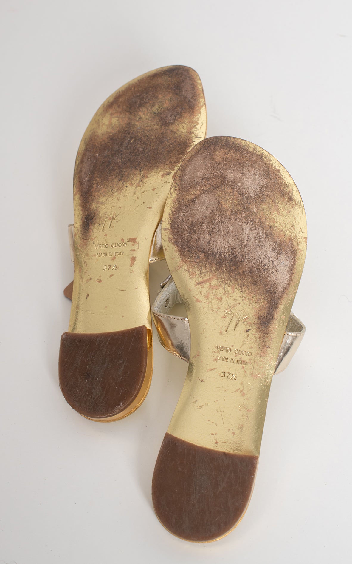Sandalias doradas Giuseppe Zanotti