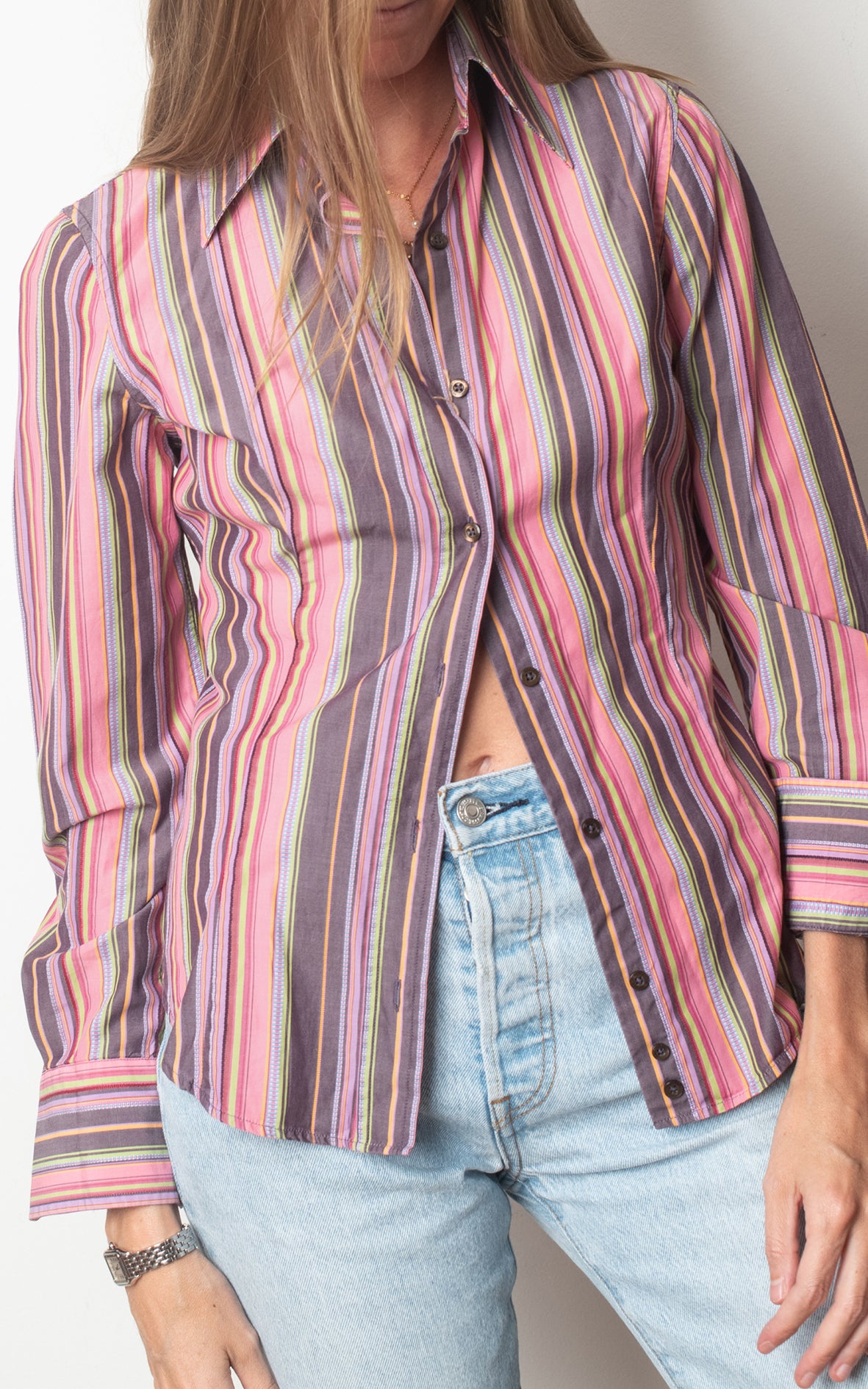 Camisa de rayas rosas