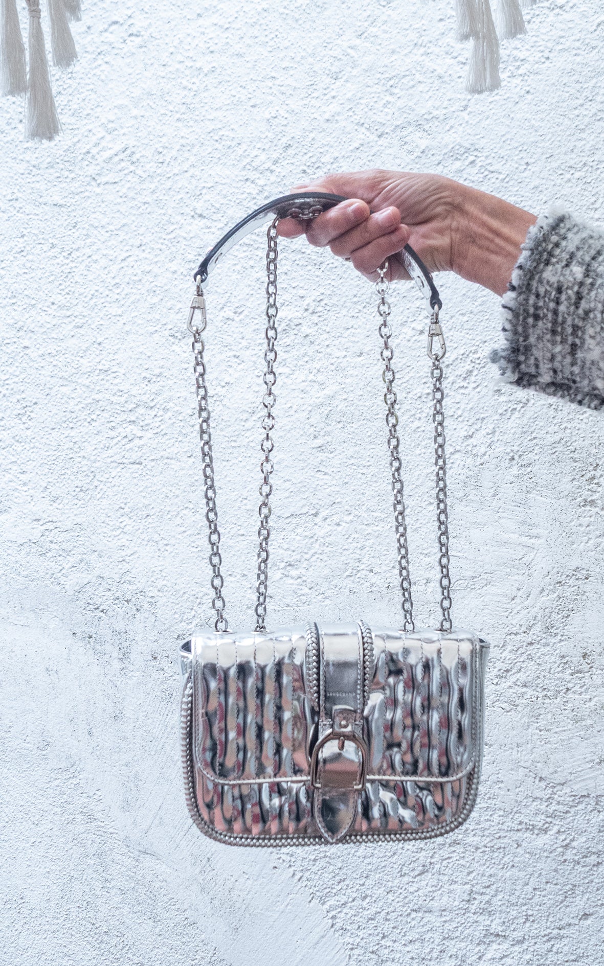 Amazone leather crossbody plateado